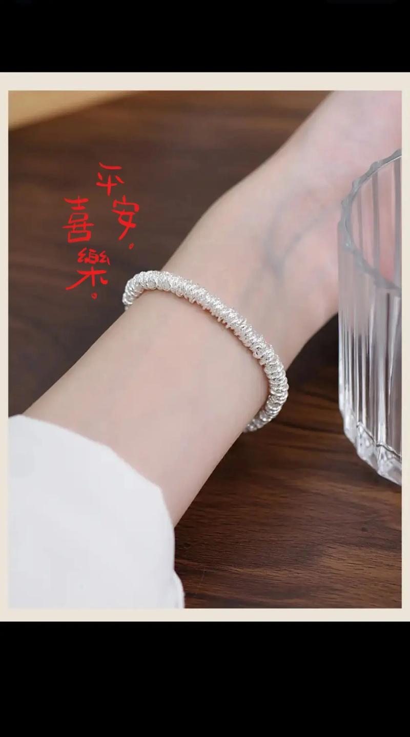 手工盘缠，银光私享 精品99纯银碎银手链的匠心魅力